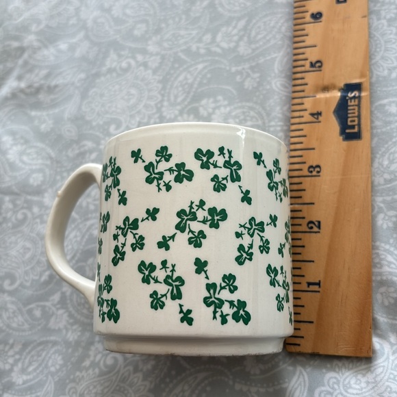 Carrigaline Pottery Ireland Shamrock Mug Irish Green Green Clovers Handmade - Picture 11 of 11
